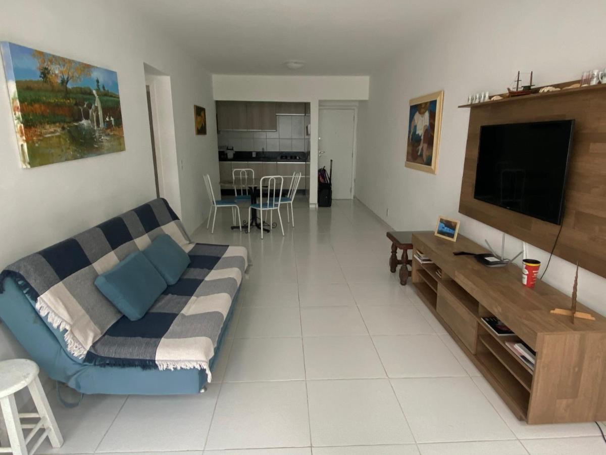 Otimo Apto 2 Quartos, Av. Brasil, De Frente, Quadra Mar.