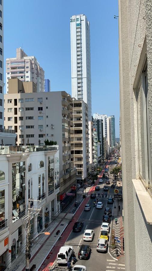 ótimo Apto 2 Quartos, Av. Brasil, De Frente, Quadra Mar. *