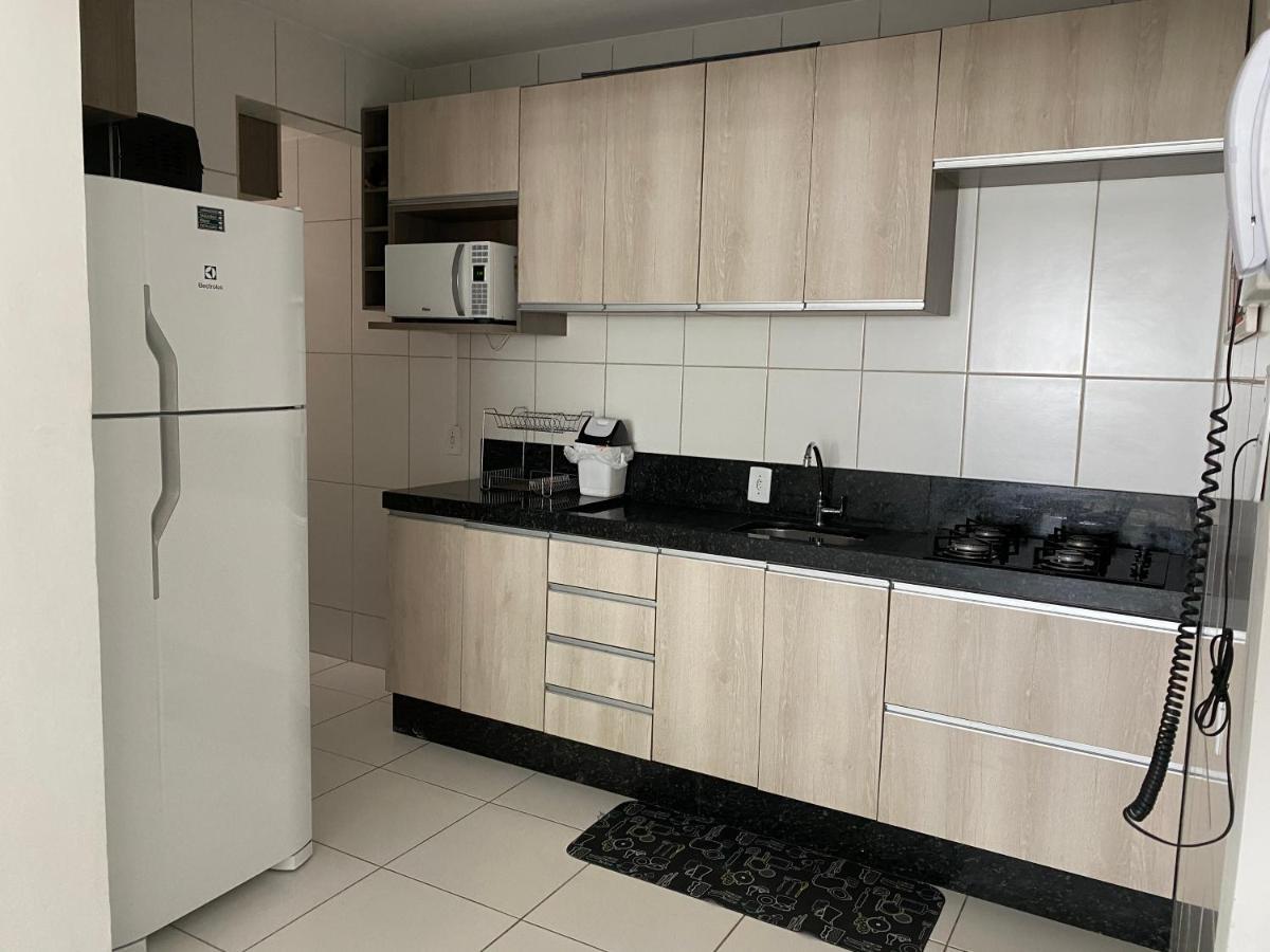 ótimo Apto 2 Quartos, Av. Brasil, De Frente, Quadra Mar. Apartamento Balneário Camboriú