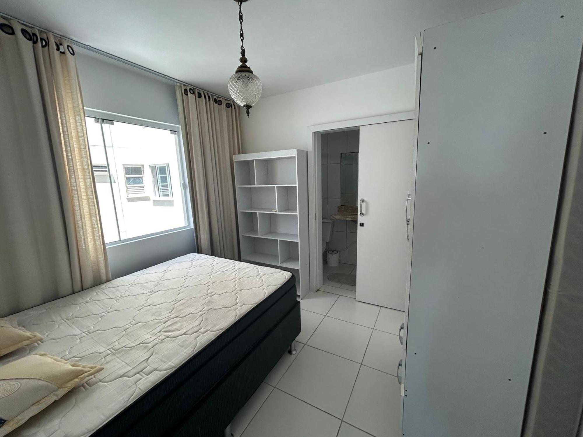 Apartamento ótimo Apto 2 Quartos, Av. Brasil, De Frente, Quadra Mar. Balneário Camboriú
